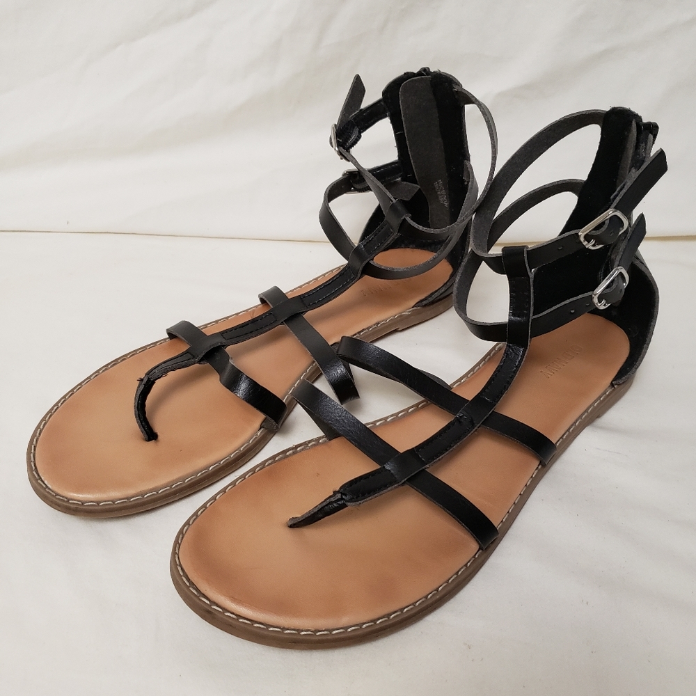 Old Navy Gladiator Sandals Leather Black Women Size 10 Excellent Shape